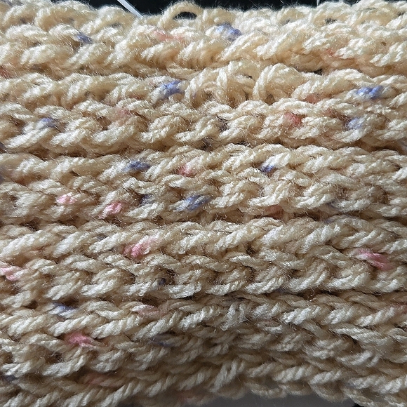 Handmade Knit Turban Headband - Picture 4 of 5